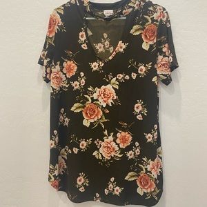 Emberley Womens floral blouse large